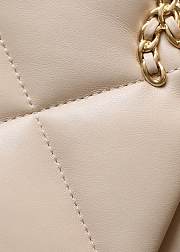 Chanel 19 Medium Handbag Apricot Size 20 x 30 x 10 cm - 3