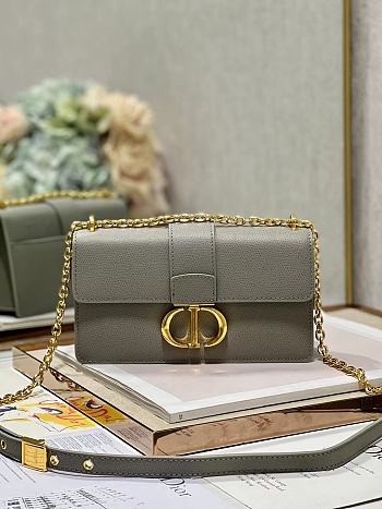 Dior 30 Montaigne Chain Handbag Grey Size 21.5×12×6 cm