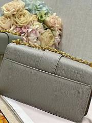 Dior 30 Montaigne Chain Handbag Grey Size 21.5×12×6 cm - 3
