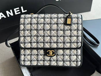 Chanel Tweed Backpack White Size 31.5 x 31 x 9 cm