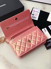 Chanel Iridescent Calfskin Chain Wallet Pink Size 19 x 12 x 4 cm - 6