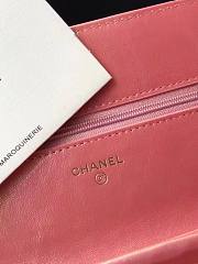 Chanel Iridescent Calfskin Chain Wallet Pink Size 19 x 12 x 4 cm - 3