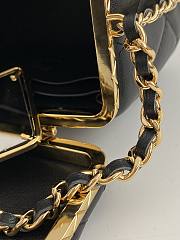 Chanel Vanity Lock Black Size 11 x 9 x 7.5 cm - 4
