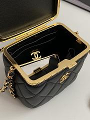 Chanel Vanity Lock Black Size 11 x 9 x 7.5 cm - 3