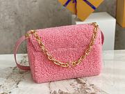 Louis Vuitton LV Twist MM Pink Size 23 x 17 x 9.5 cm - 4