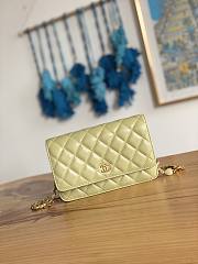 Chanel WOC Light Yellow Size 19 cm - 1