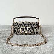 Valentino Garavani V Logo Mini Locò Black Size 20 x 11 x 5 cm - 2