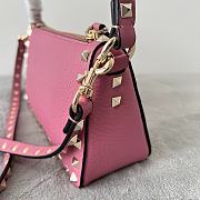 Valentino Garavani Small Rockstud Shoulder Bag Pink Size 19 x 13 x 7 cm - 6