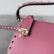 Valentino Garavani Small Rockstud Shoulder Bag Pink Size 19 x 13 x 7 cm - 5