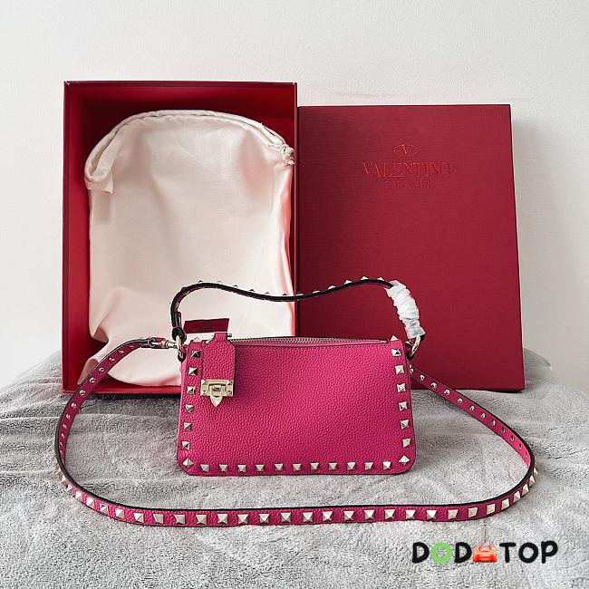 Valentino Garavani Small Rockstud Shoulder Bag Dark Pink Size 19 x 13 x 7 cm - 1