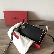 Valentino Garavani Small Rockstud Shoulder Bag Black Size 19 x 13 x 7 cm - 6