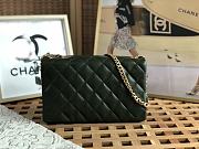 Chanel Chain Bag Green Size 16 x 25 x 10 cm - 4