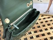 Chanel Chain Bag Green Size 16 x 25 x 10 cm - 2