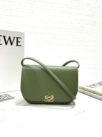 Loewe Goya Small Leather Shoulder Bag Green Size 18.5 x 3 x 12.5 cm