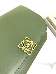 Loewe Goya Small Leather Shoulder Bag Green Size 18.5 x 3 x 12.5 cm - 2