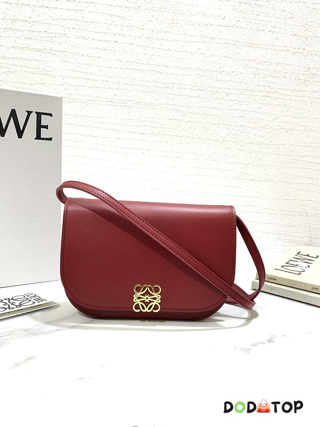 Loewe Goya Small Leather Shoulder Bag Red Size 18.5 x 3 x 12.5 cm - 1