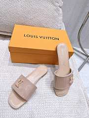 Louis Vuitton Women’s Shake Flat Mule Pink - 4
