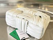 Bottega Veneta Mini Arco Tote Bag White Size 25 x 16 x 10 cm - 6
