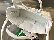 Bottega Veneta Mini Arco Tote Bag White Size 25 x 16 x 10 cm - 2