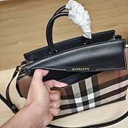 Burberry Check and Leather Medium Catherine Bag Size 28 x 13 x 23 cm - 6