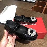 Roger Vivier Kid Shoes Black - 2