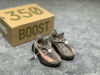 Yeezy Boost 350 v2 Kid Shoes 01
