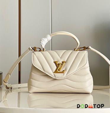 Louis Vuitton Hold Me White Size 23 x 15 x 10 cm - 1