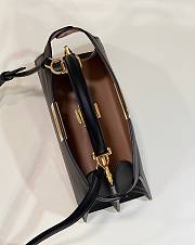 Fendi Peakaboo Black Bag 33 × 12 × 25 cm - 2