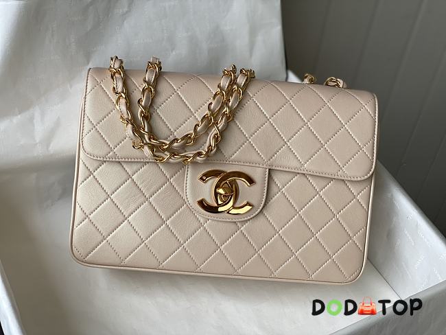 Chanel Vintage Beige Bag Size 30 x 8 x 21 cm - 1