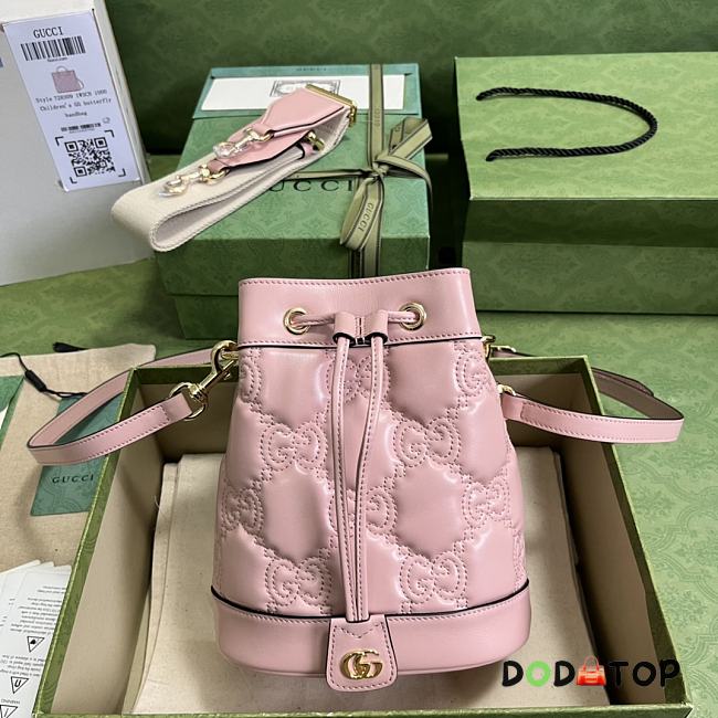 Gucci GG Matelassé Bucket Bag Pink Size 17 x 20 x 10 cm - 1