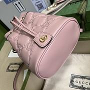 Gucci GG Matelassé Bucket Bag Pink Size 17 x 20 x 10 cm - 6