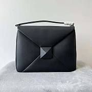 Valentino One Stud Nappa Leather Maxi Hobo Bag Black Size 40 x 30 x 12 cm - 1