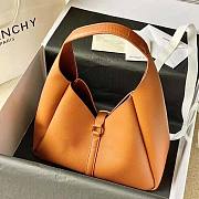 Givenchy Medium G-Hobo Bag in Smooth Leather Brown Size 31 x 43 x 15 cm - 4