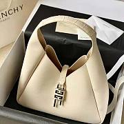 Givenchy Medium G-Hobo Bag in Smooth Leather Beige Size 31 x 43 x 15 cm - 1