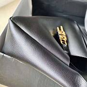 Givenchy Medium G-Hobo Bag in Smooth Leather Black Size 31 x 43 x 15 cm - 6