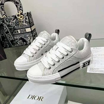 Dior Men B23 Skater Sneaker Cream Dior Oblique Jacquard