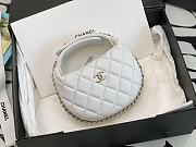Chanel Pouch Lambskin White Size 16 x 16 x 5.5 cm - 1