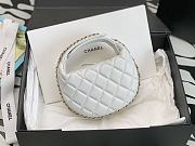 Chanel Pouch Lambskin White Size 16 x 16 x 5.5 cm - 3
