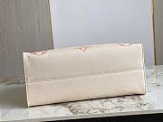 Louis Vuitton OnTheGo MM Handbag Size 35 x 27 x 14cm - 3