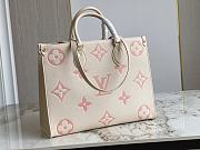 Louis Vuitton OnTheGo MM Handbag Size 35 x 27 x 14cm - 2