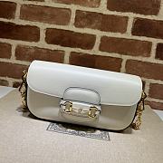 Gucci Horsebit 1955 Small Shoulder Bag White Size 23.5 x 13 x 7 cm - 1