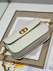 Dior 30 Montaigne Avenue Bag White Size 22.5 x 12.5 x 6.5 cm - 5