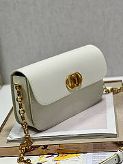 Dior 30 Montaigne Avenue Bag White Size 22.5 x 12.5 x 6.5 cm - 4