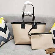 Burberry Label Print Cotton and Leather Small London Tote Bag Size 35 x 11 x 27cm - 5