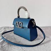 Valentino Garavani Vsling Small Handbag Blue Size 22 x 17 x 9 cm - 5