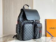 Louis Vuitton LV N40279 Utility Backpack Size 33 x 41 x 16 cm - 2