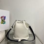 Prada Leather Bucket Bag White Size 20 x 25 x 14 cm - 5