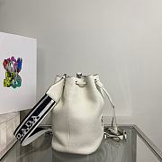 Prada Leather Bucket Bag White Size 20 x 25 x 14 cm - 4