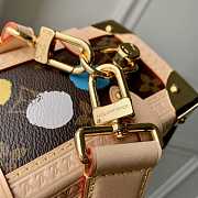 Louis Vuitton LV X YK Side Trunk Bag Monogram Size 21 x 14 x 6 cm - 6