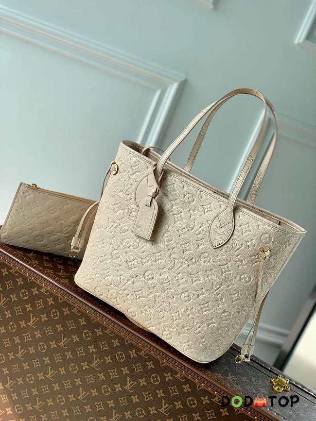 Louis Vuitton Neverfull MM Carryall Pale Beige Size 31 x 28 x 14 cm - 1